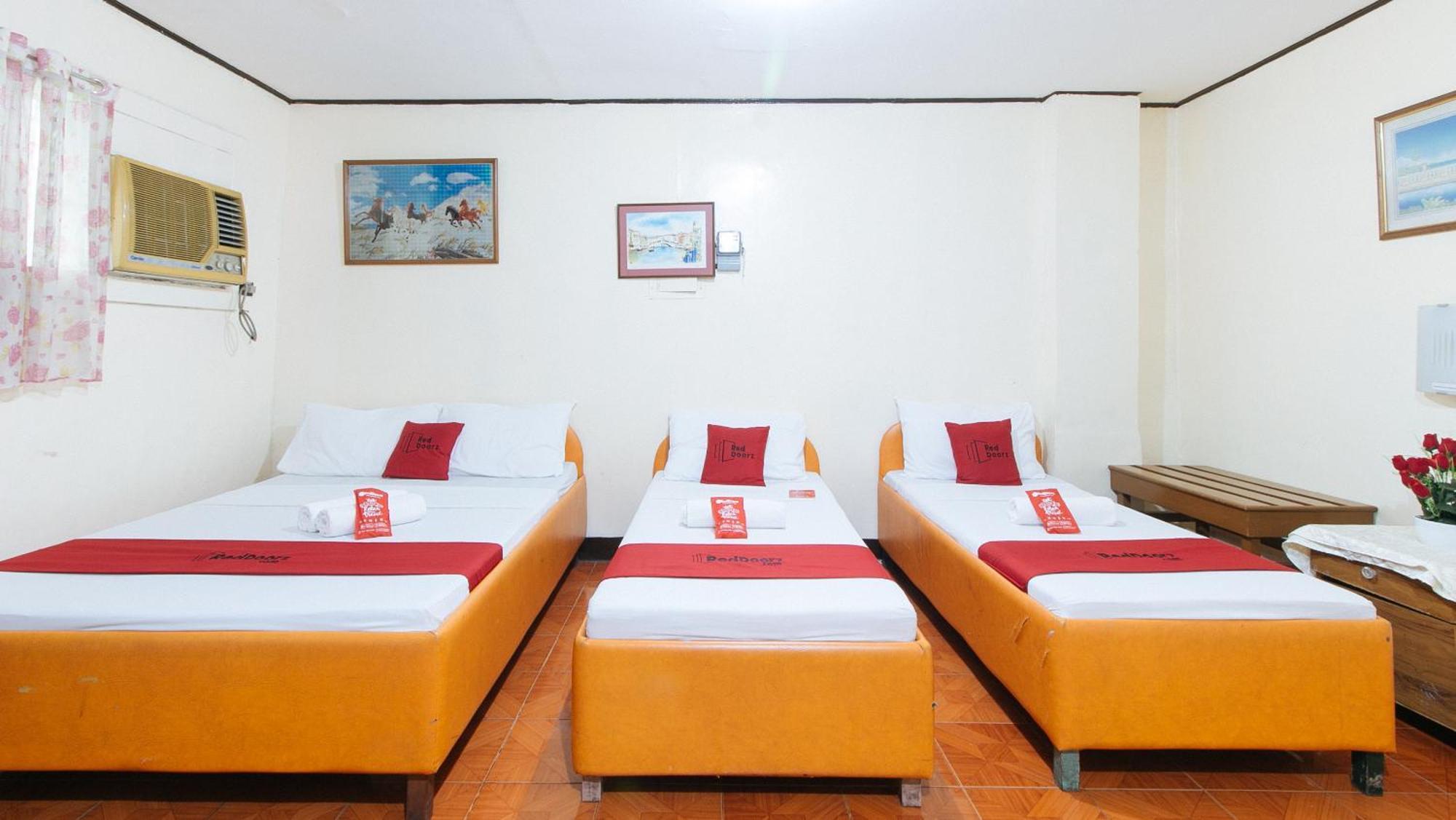 Reddoorz Near East Avenue Medical Center Otel Quezon City Dış mekan fotoğraf