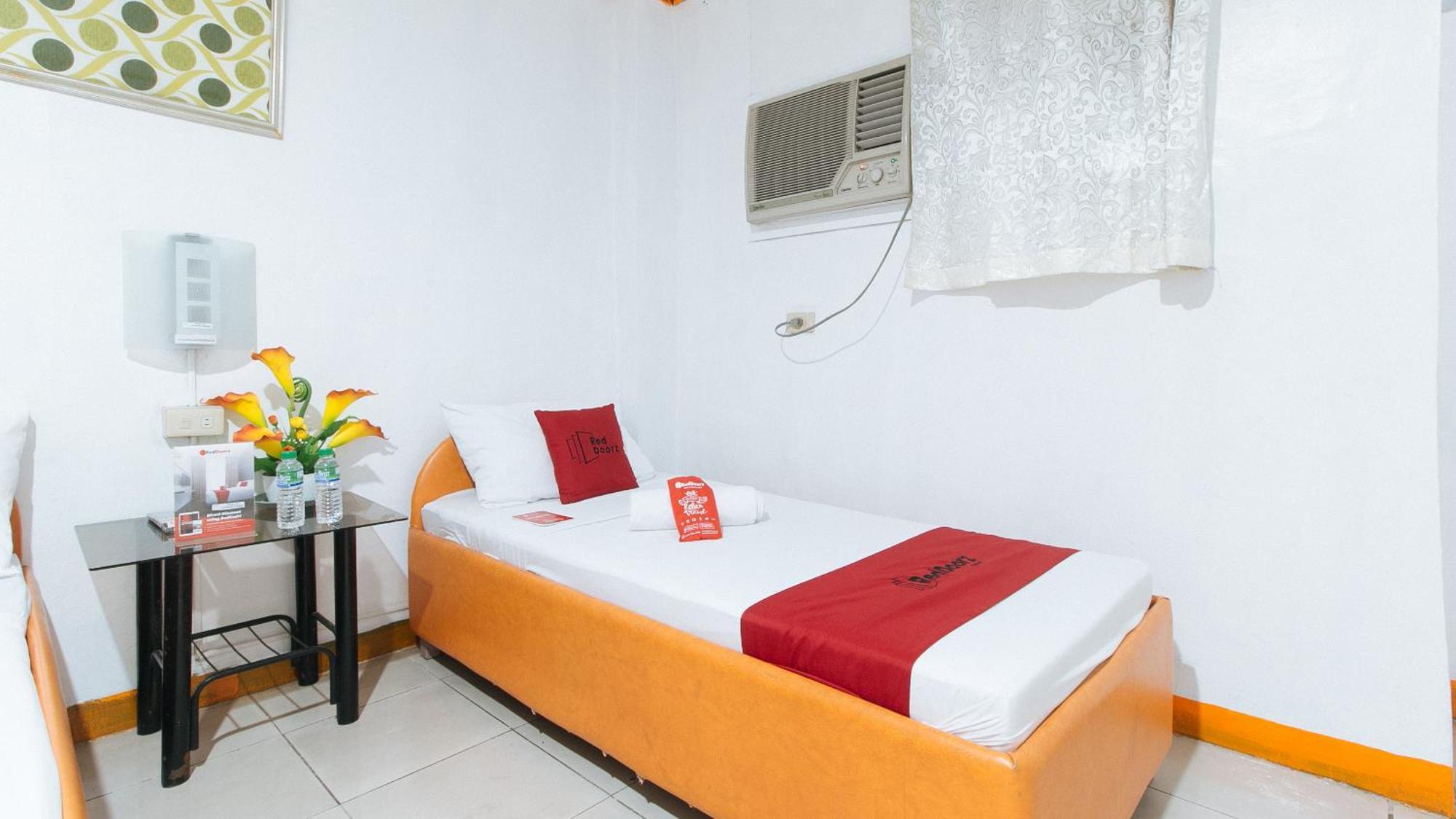 Reddoorz Near East Avenue Medical Center Otel Quezon City Dış mekan fotoğraf