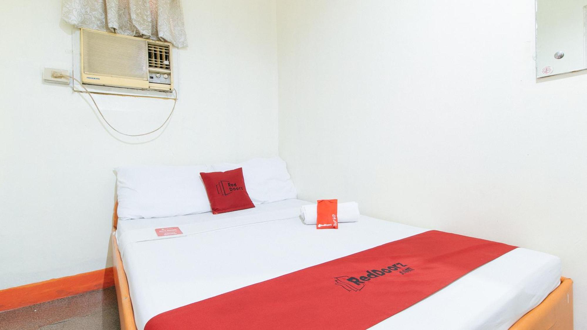 Reddoorz Near East Avenue Medical Center Otel Quezon City Dış mekan fotoğraf